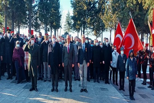 18 Mart Şehitleri Anma Günü ve Çanakkale Deniz Zaferi 'nin 107. Yıl Dönümü Anma Programı Yapıldı. 